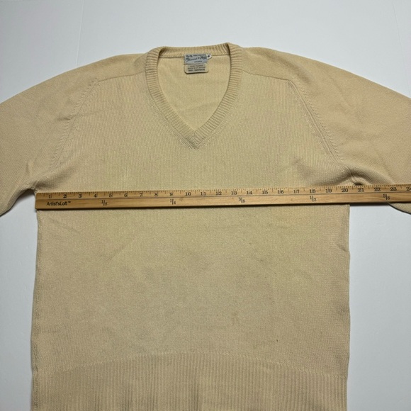 Vtg Turnbull & Asser Hand Framed Cashmere V-neck Jumper In Ivory Size: M (Stains - Picture 5 of 13